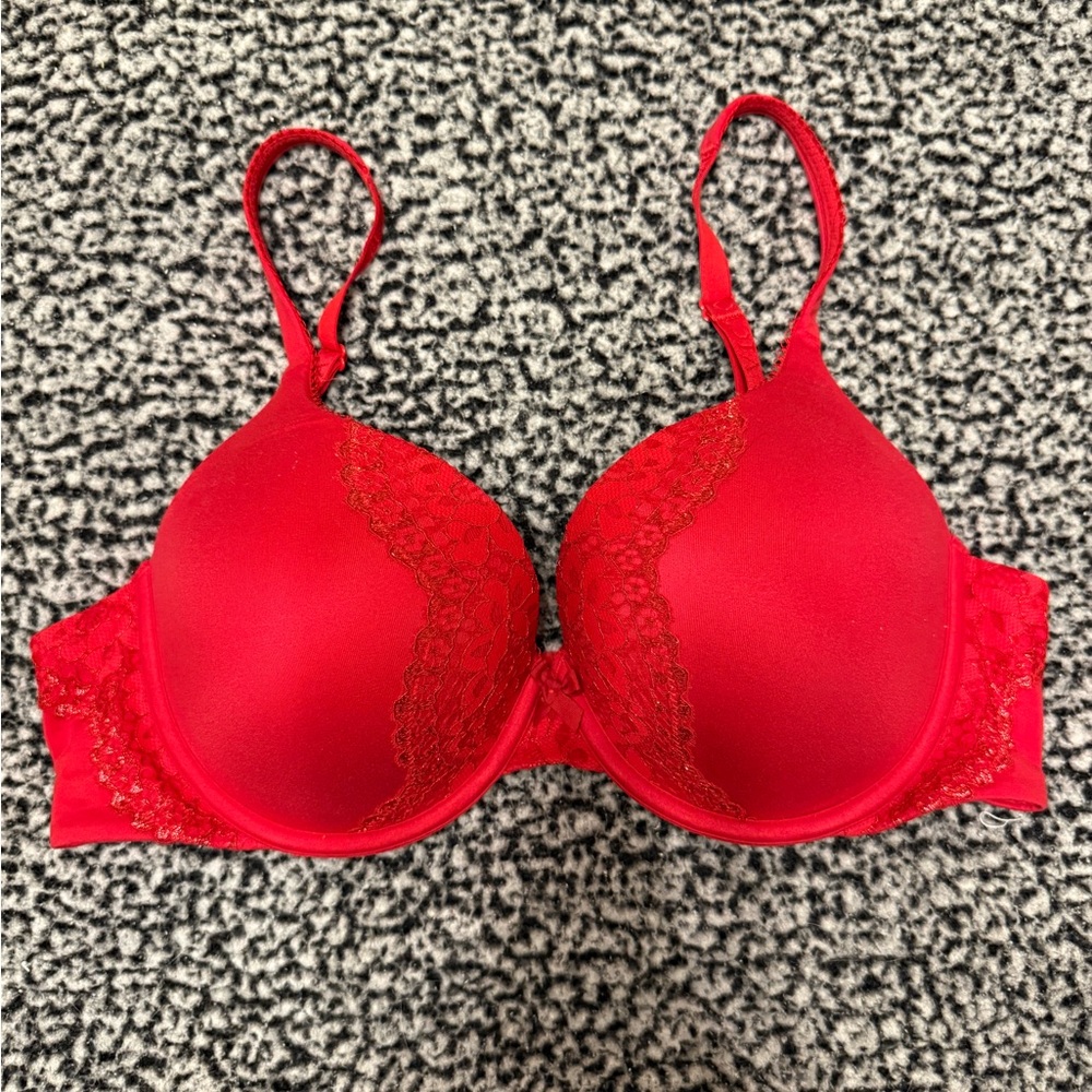 Victoria's Secret Vibrant Red Lace Bra
